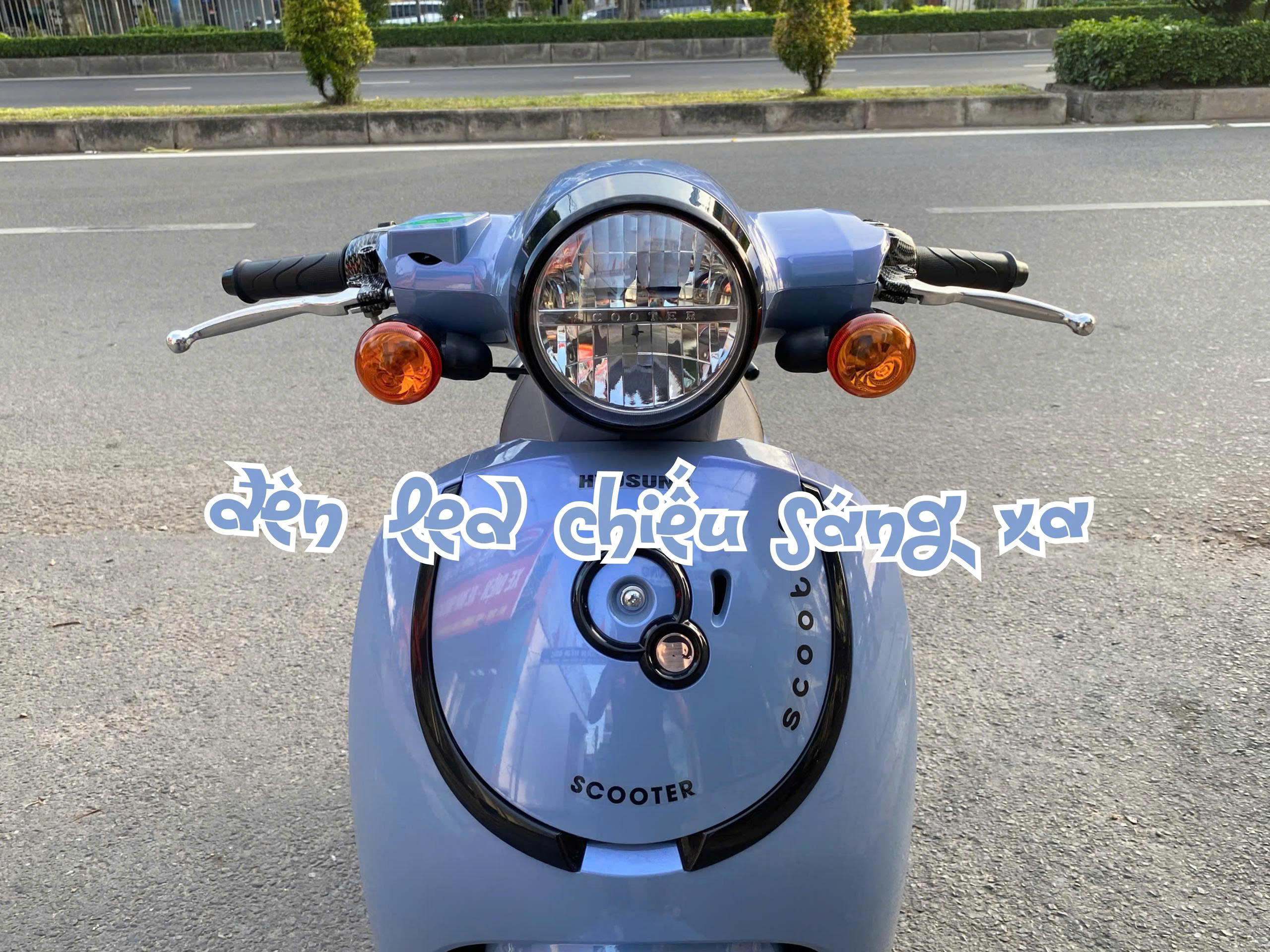 Giorno Hyosung 50cc: Sức hút từ thiết kế cổ điển và sự tiện lợi đáng kinh ngạc của mẫu xe dành cho giới trẻ Giorno Hyosung 50cc: Sức hút từ thiết kế cổ điển và sự tiện lợi đáng kinh ngạc của mẫu xe dành cho giới trẻ
