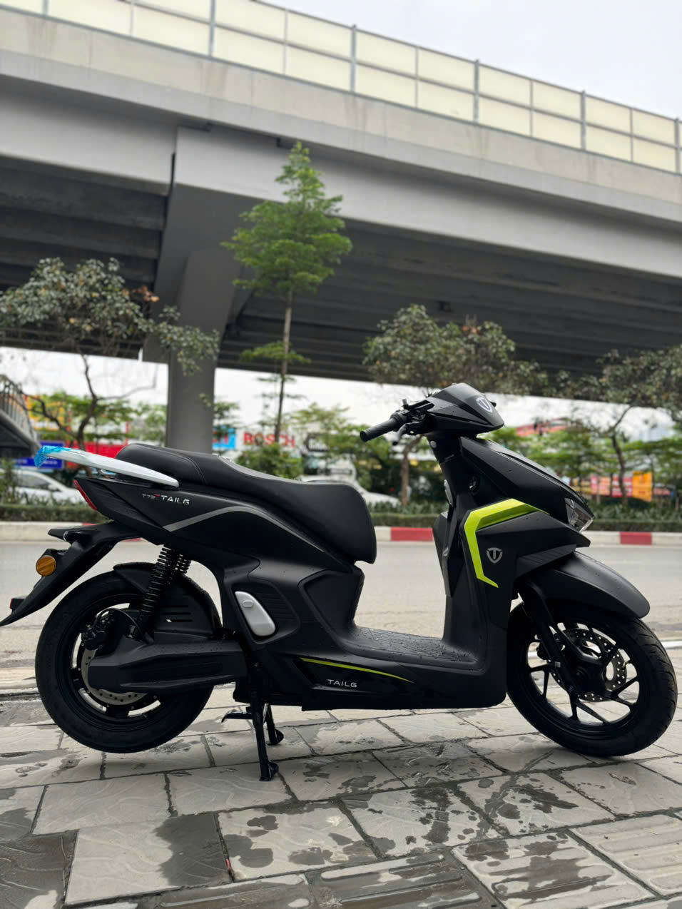 Bỏ ra 35 triệu đồng mua xe máy điện, thứ bạn nhận lại liệu có xứng đáng? Bỏ ra 35 triệu đồng mua xe máy điện, thứ bạn nhận lại liệu có xứng đáng?