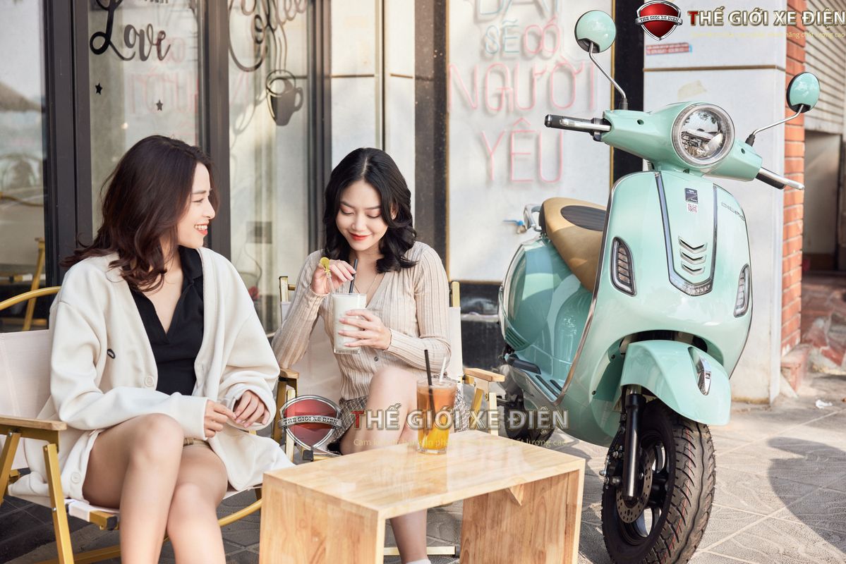 Xe Máy Điện Gam Màu Nhẹ Nhàng Xe Máy Điện Gam Màu Nhẹ Nhàng
