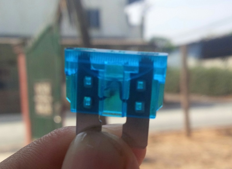 Cầu chì xe đạp điện, xe máy điện Cầu chì xe đạp điện, xe máy điện