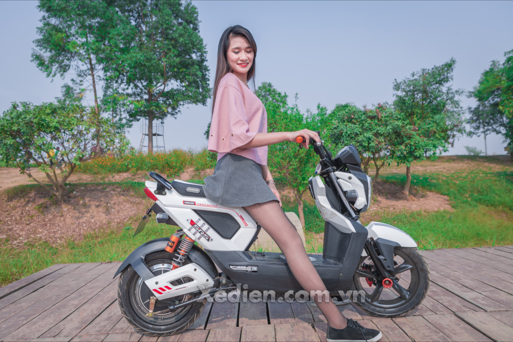 Xe máy điện Zoomer Dibao 2017